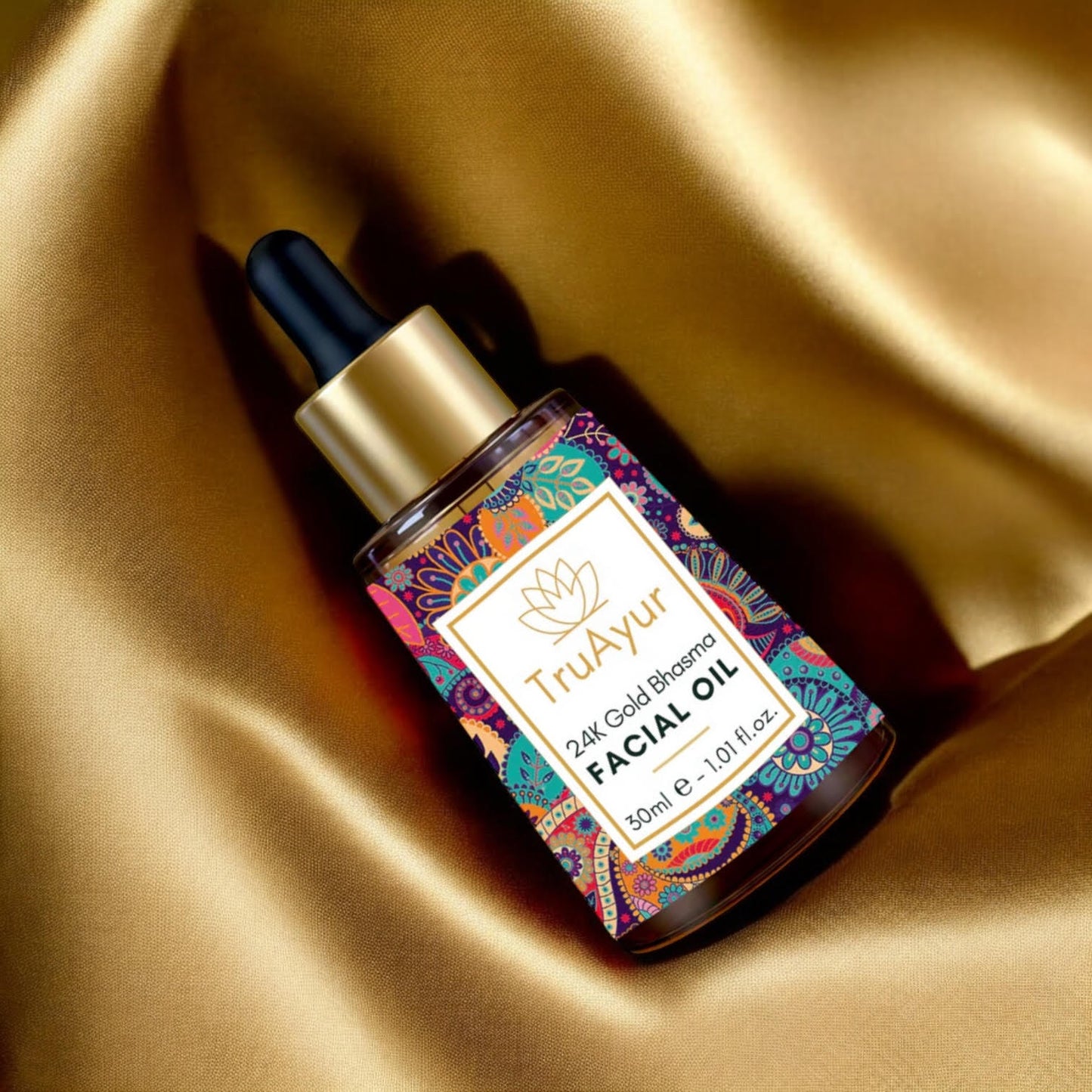 Oro 24K Olio Viso Ayurvedico per una pelle profondamente idratata, setosa e luminosa